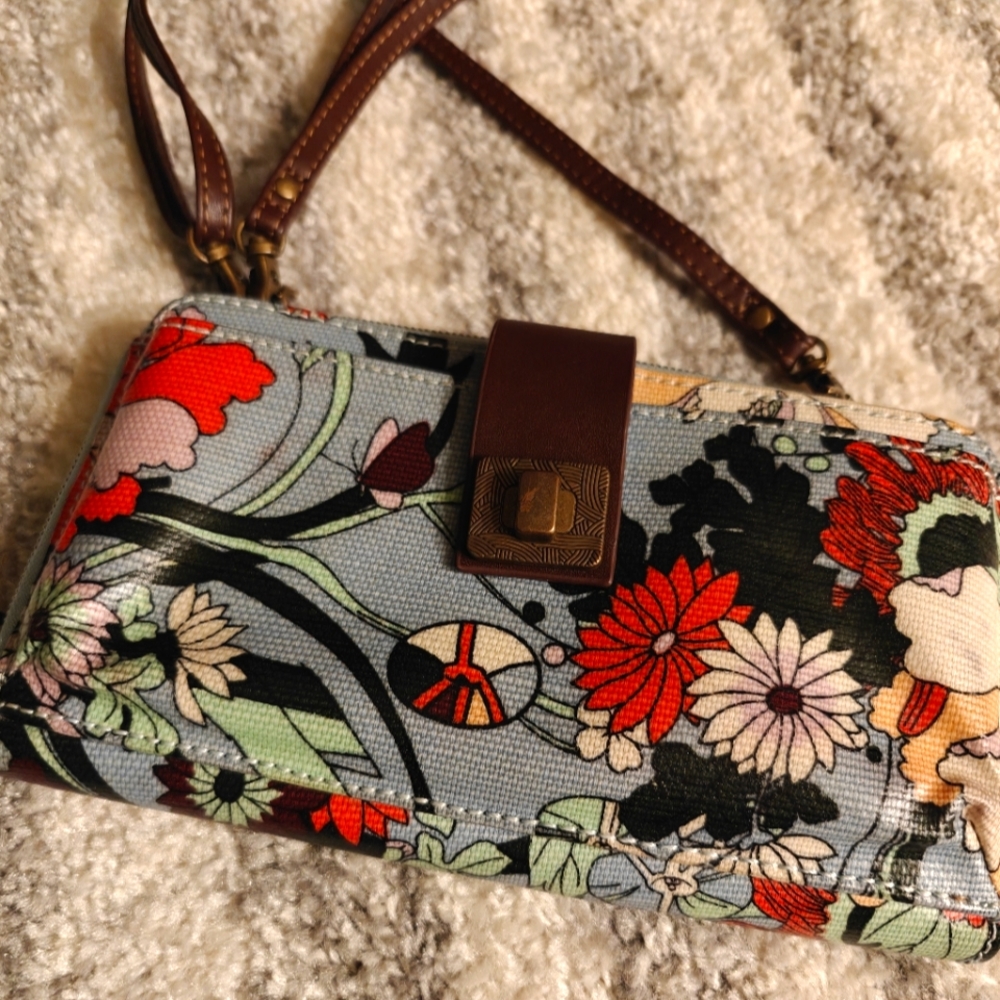 Sakroots Crossbody Wallet/Bag